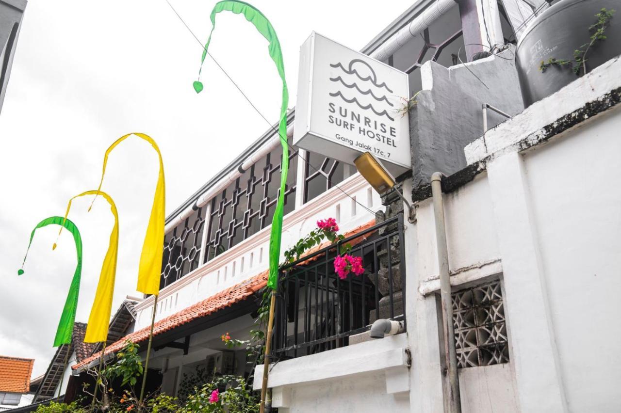 Sunrise Surf Guest House Canggu  Luaran gambar